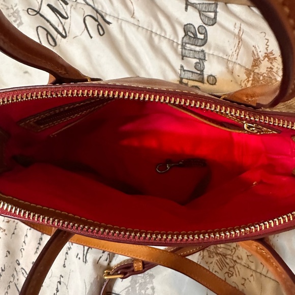 Dooney and Bourke - Picture 4 of 6